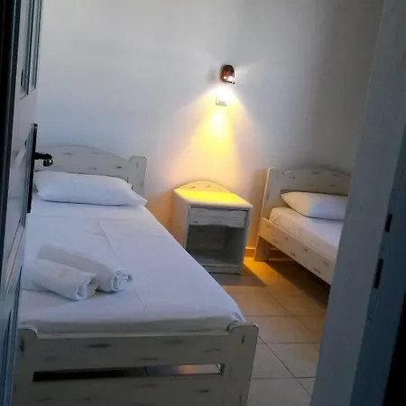 Liana Marouli Hotel Kastrákion